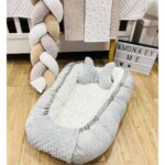 βρεφική κούνια γκρι με αστεράκια