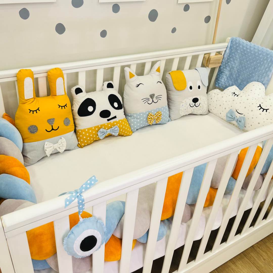 Πάντα Μαξιλάρι Ζωάκια Γαλάζιο - Ώχρα Πάντα Μαξιλάρι Ζωάκια Γαλάζιο Ώχρα για Βρεφική Κούνια