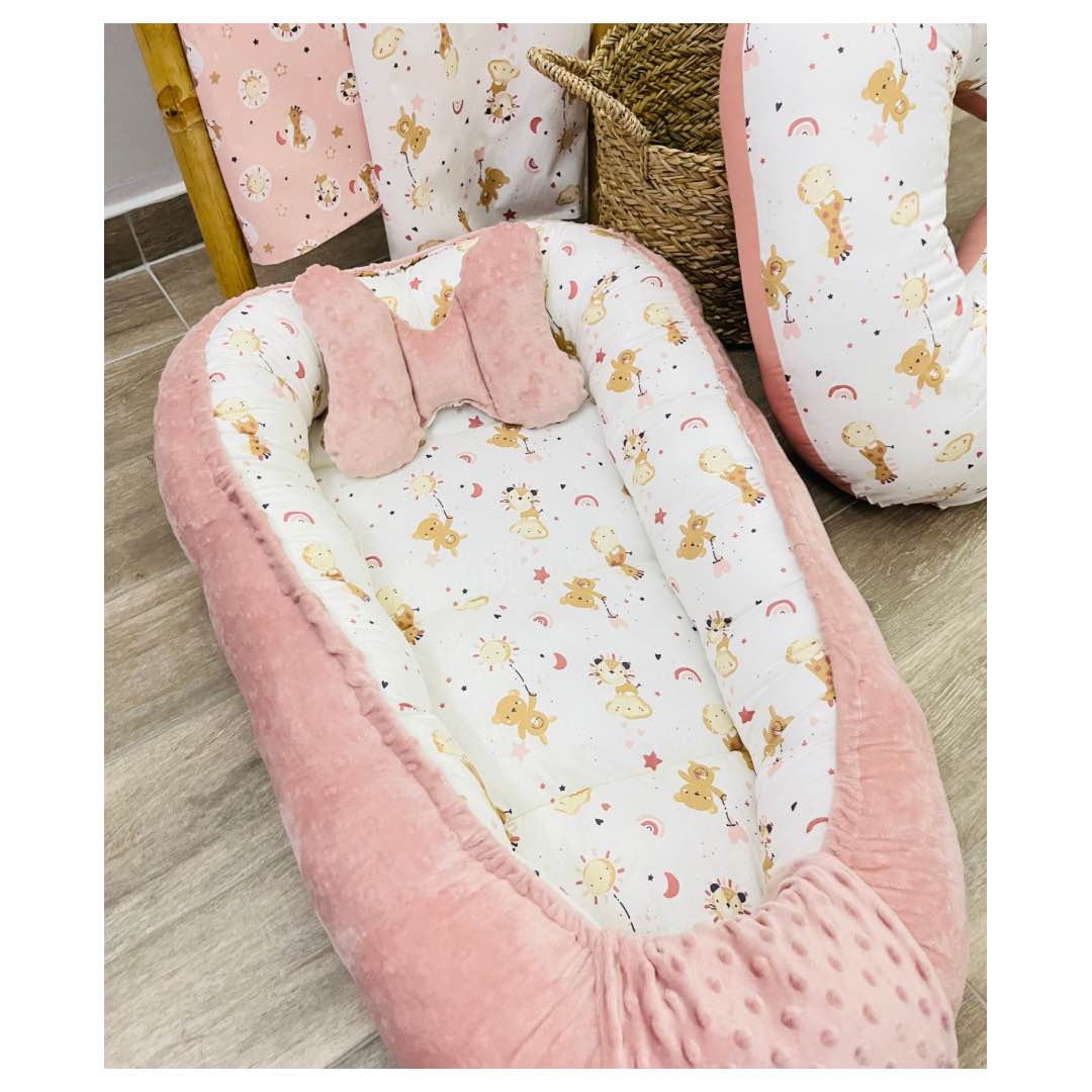 Βρεφική Φωλιά Girl Lion and Friends Βρεφική φωλιά με σχέδια Girl Lion and Friends