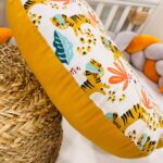 Μαξιλάρι θηλασμού με σχέδιο τροπικά τιγράκια