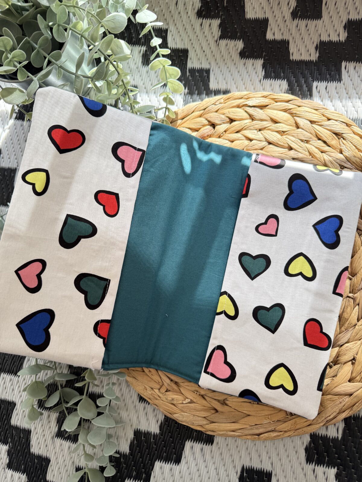 Θήκη Βιβλιαρίου Υγείας Comic Hearts - Image 2