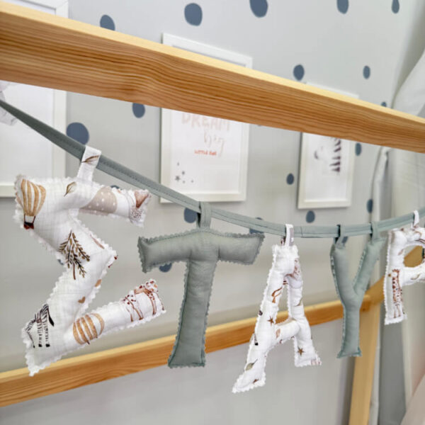 Χειροποίητο Προσωποποιημένο Name Banner 'Little Adventure'